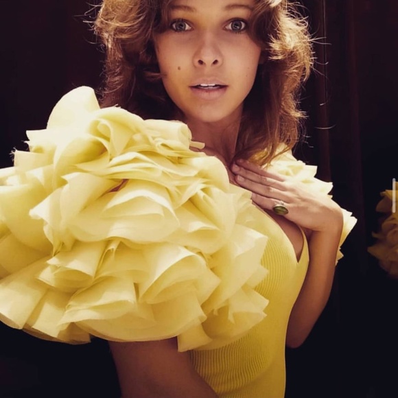 🌼 Zara Yellow Contrasting Mini Dress 🌼 - Picture 5 of 17